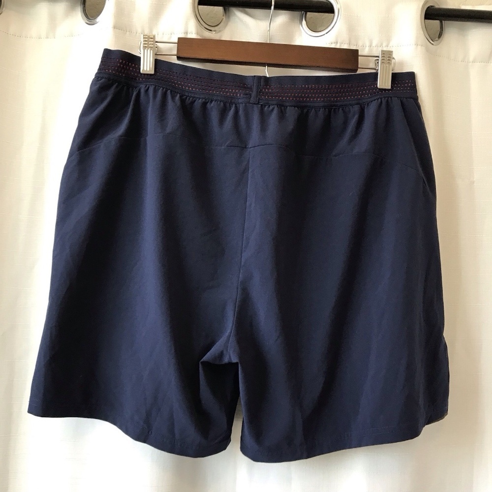 Rhone Shorts Mens L Linerless Navy Blue Stretch Workout Running Active - Picture 4 of 11